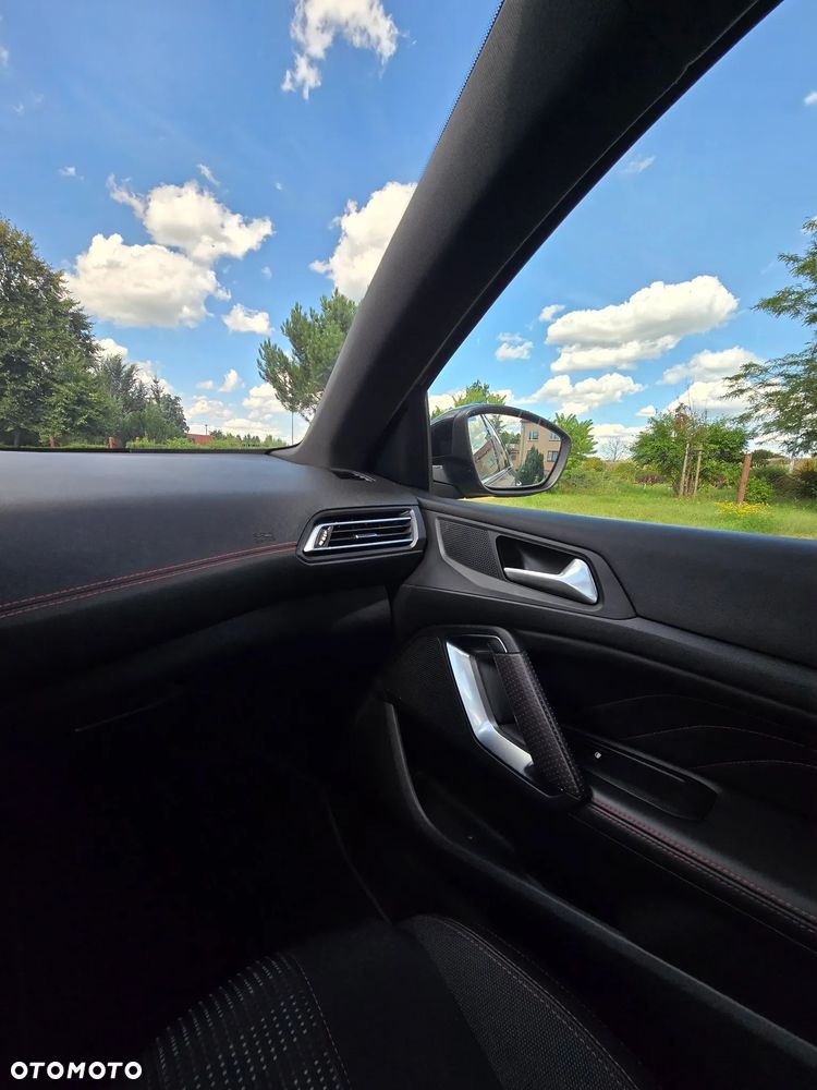 Peugeot 308 1.2 PureTech Allure S&S - 11