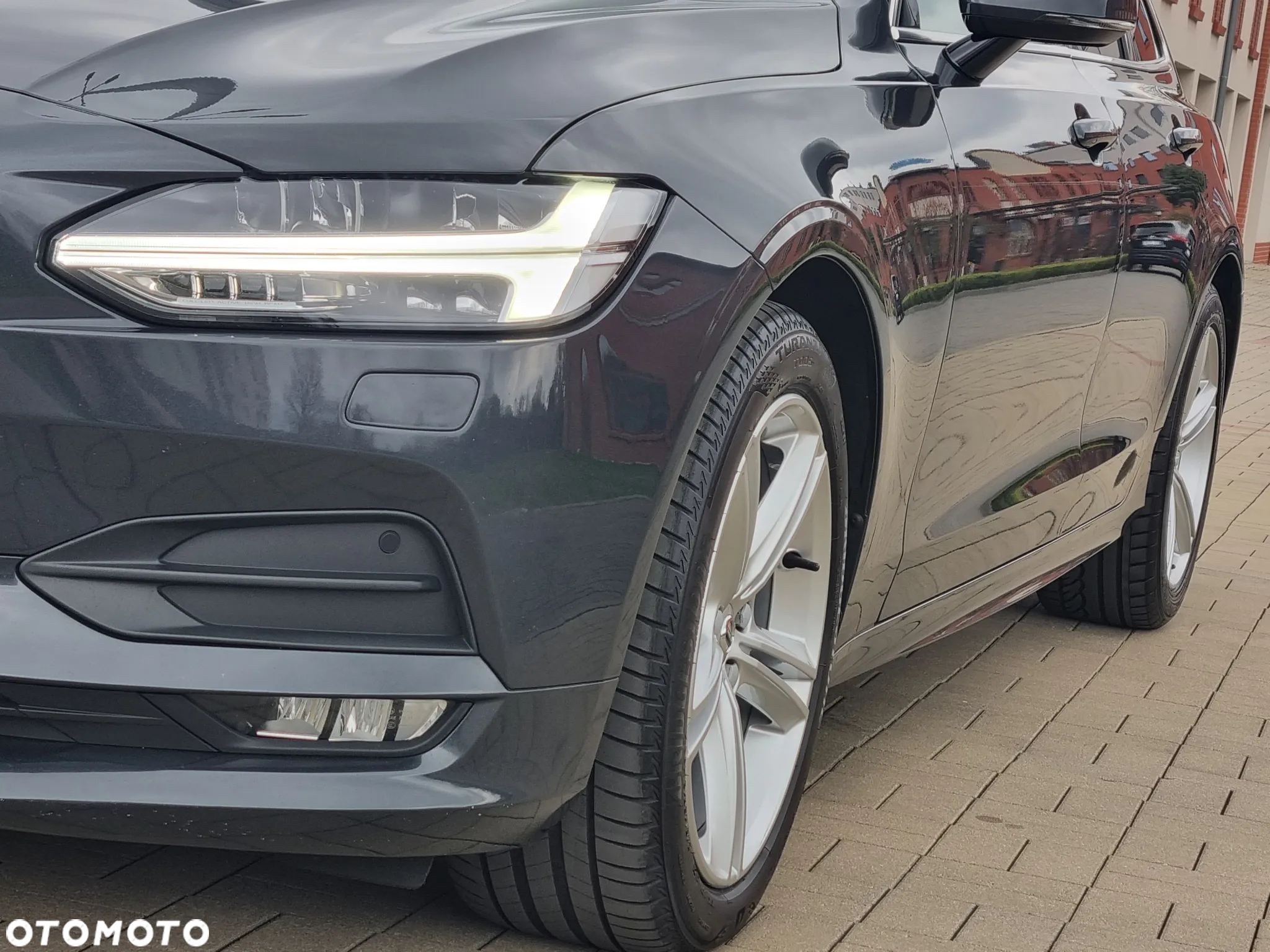 Volvo V90 D4 Geartronic Momentum Pro - 10