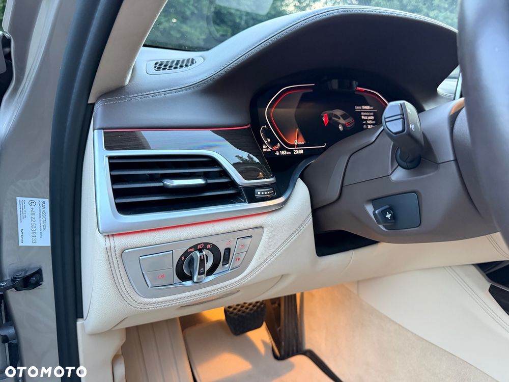 BMW Seria 7 740d xDrive - 18