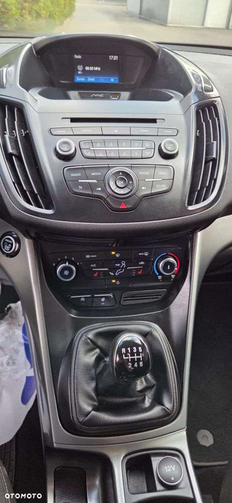 Ford Kuga 1.5 EcoBoost 2x4 Cool & Connect - 23