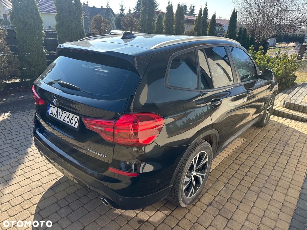 BMW X3 sDrive18d - 25