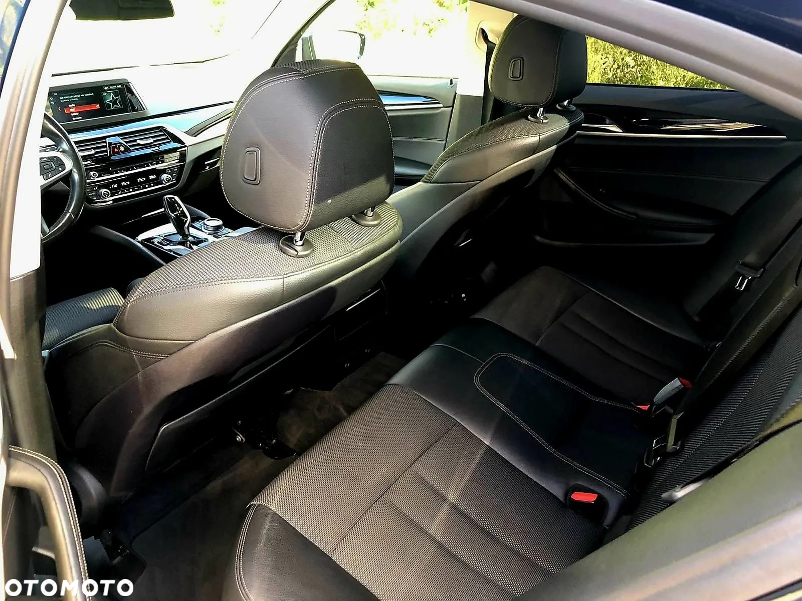 BMW Seria 5 520d Sport Line - 23