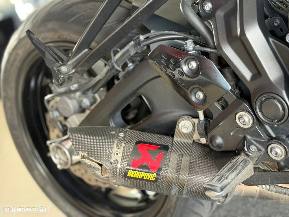 Yamaha MT-07 35kW - 10