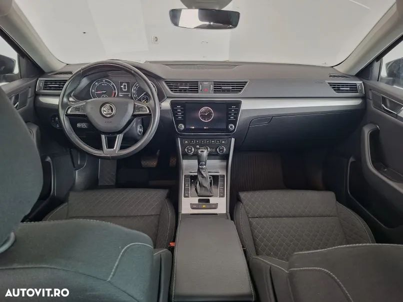 Skoda Superb 2.0 TDI DSG Ambition - 3