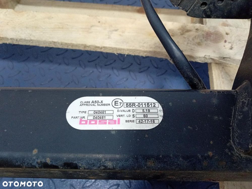 FORD ECOSPORT II 13-17 HAK HOLOWNICZY BOSAL 7 PIN 040461 - 8