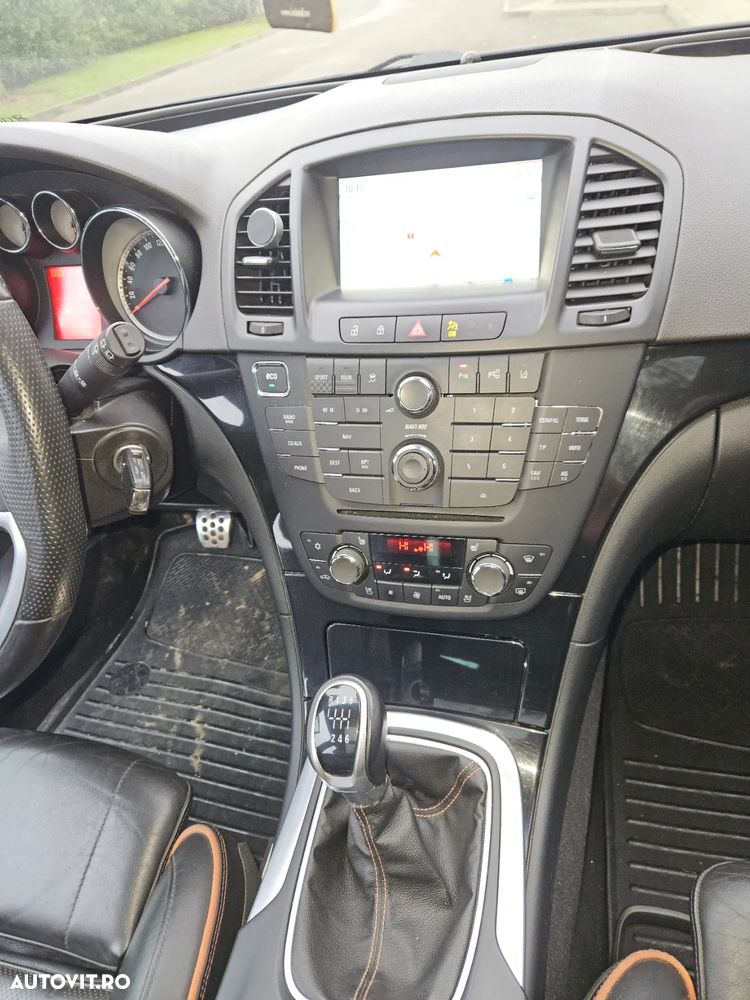 Opel Insignia 2.0 CDTI Sports Tourer 4x4 ecoFLEX St./St Active - 25