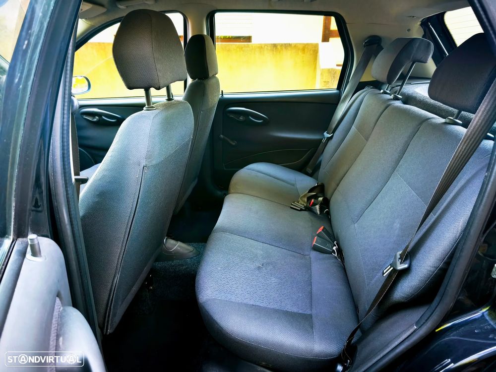 Fiat Punto 1.2 16V HLX - 10