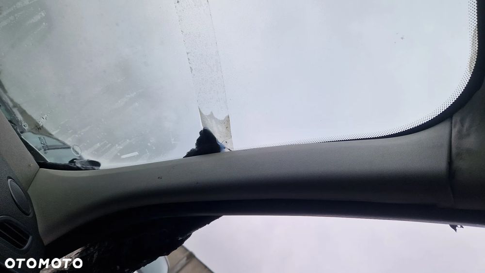 MEGANE 3 OSŁONA POSZYCIE SŁUPKA PRAWY PRZÓD - 1