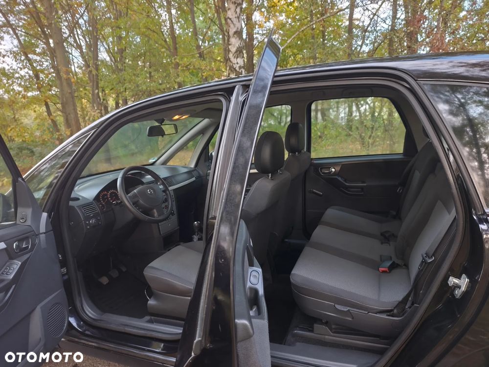 Opel Meriva - 24