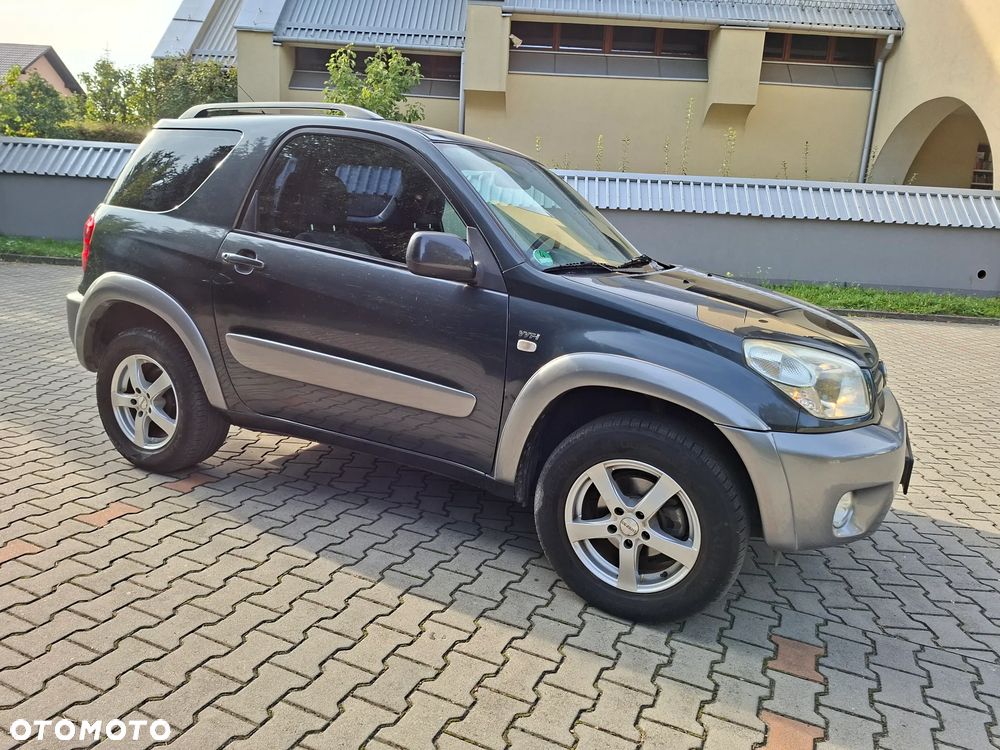 Toyota RAV4 - 16