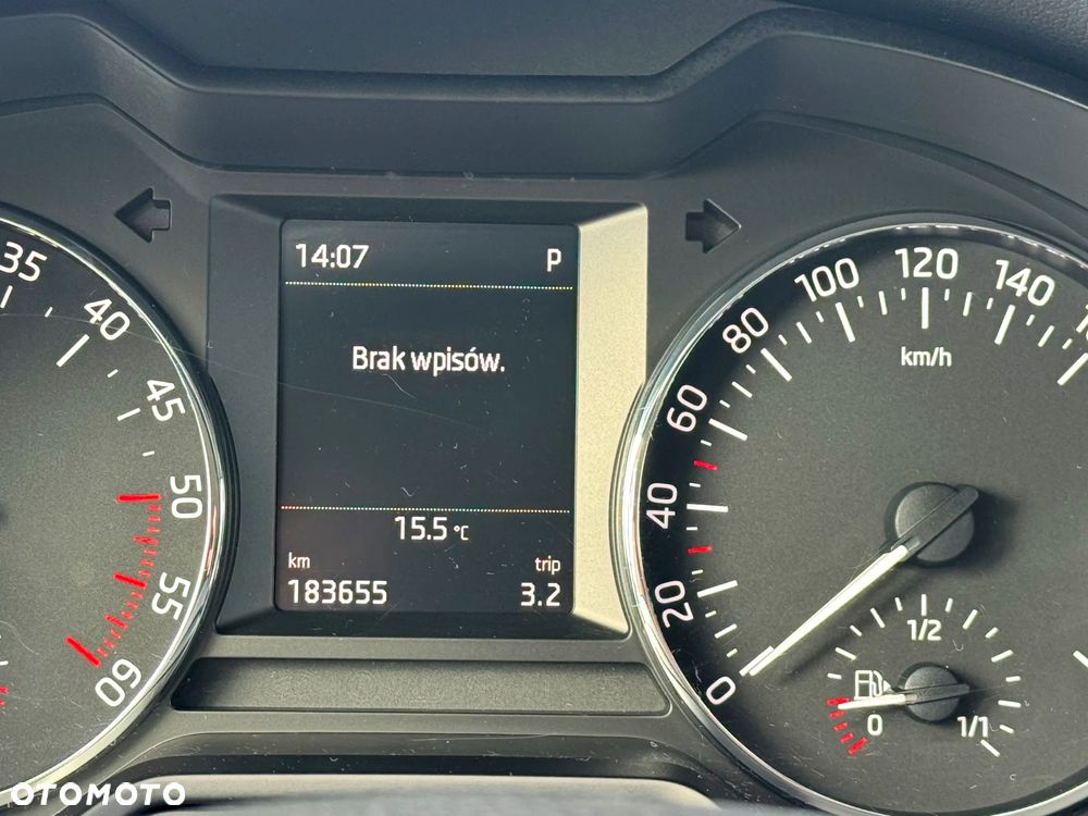 Skoda Octavia 1.6 TDI Style DSG - 20