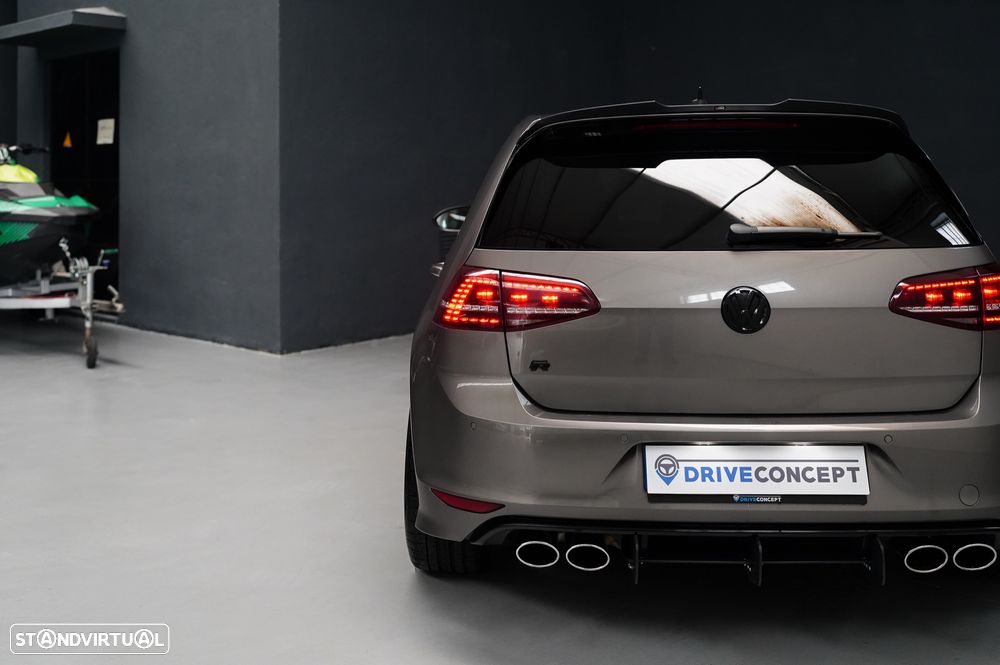 VW Golf 2.0 TSI R DSG - 21