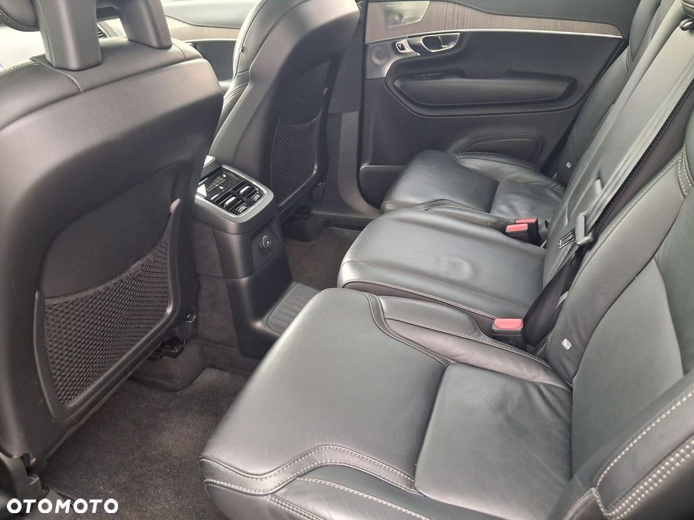 Volvo XC 90 - 12