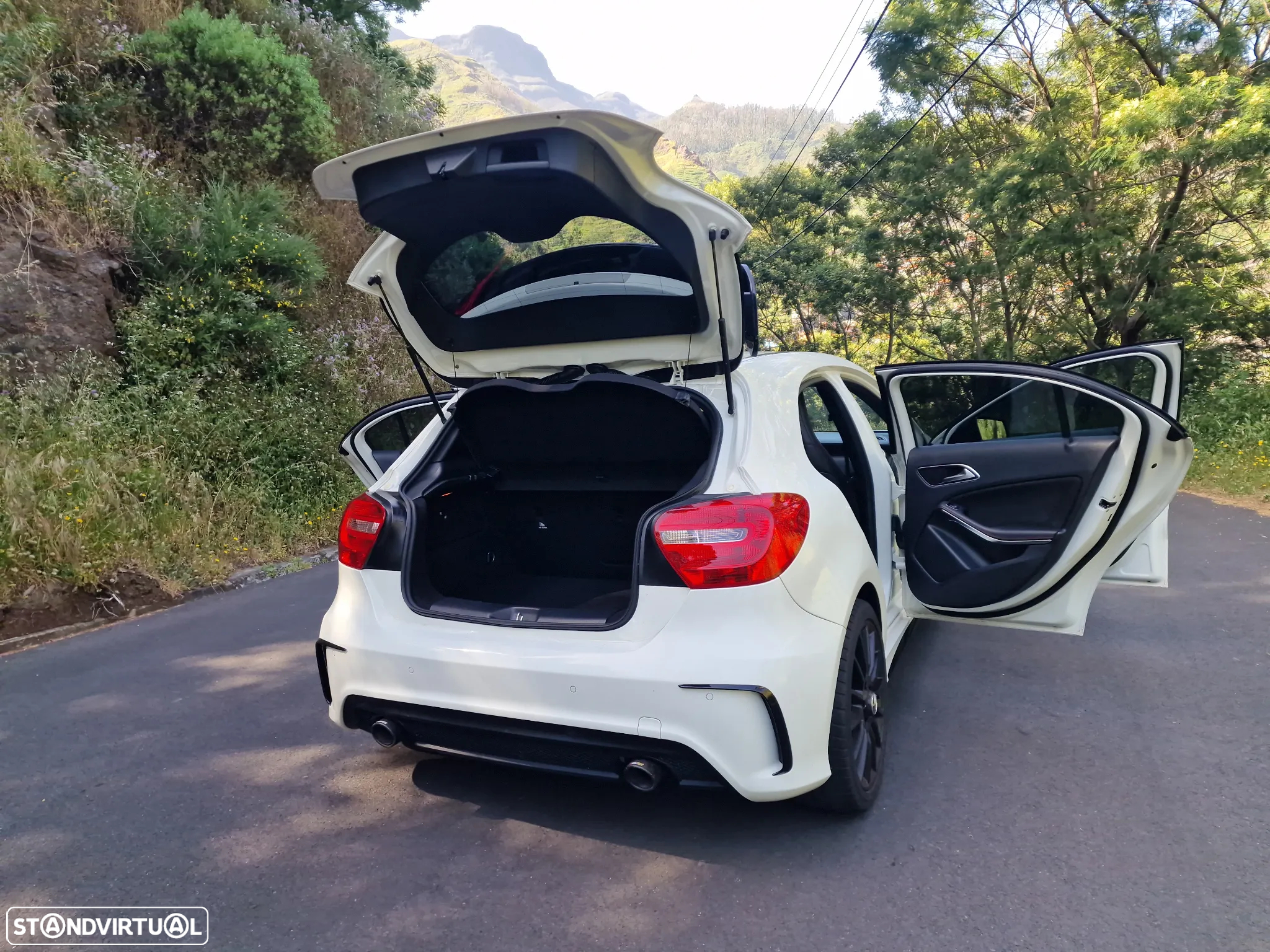 Mercedes-Benz A 180 CDi BE AMG Line - 40