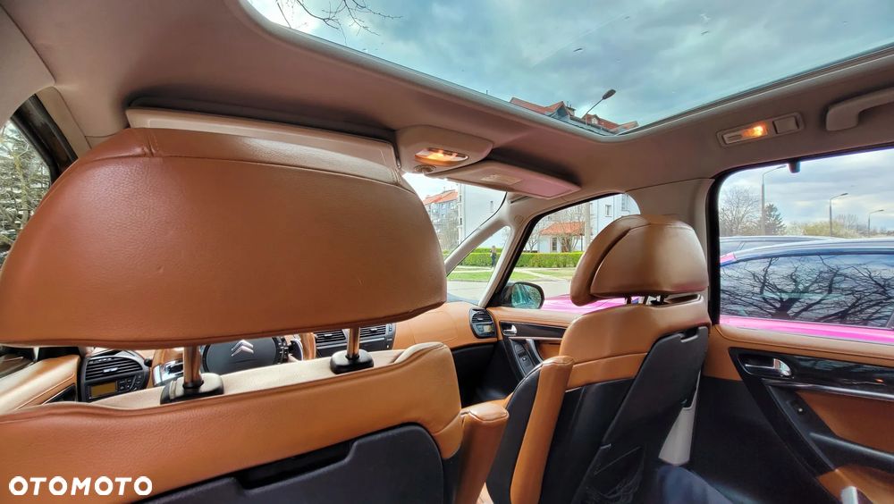 Citroën C4 Grand Picasso 2.0 HDi Exclusive - 20