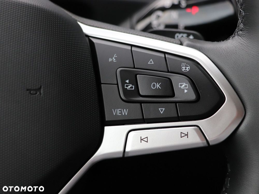 Volkswagen Tiguan - 19