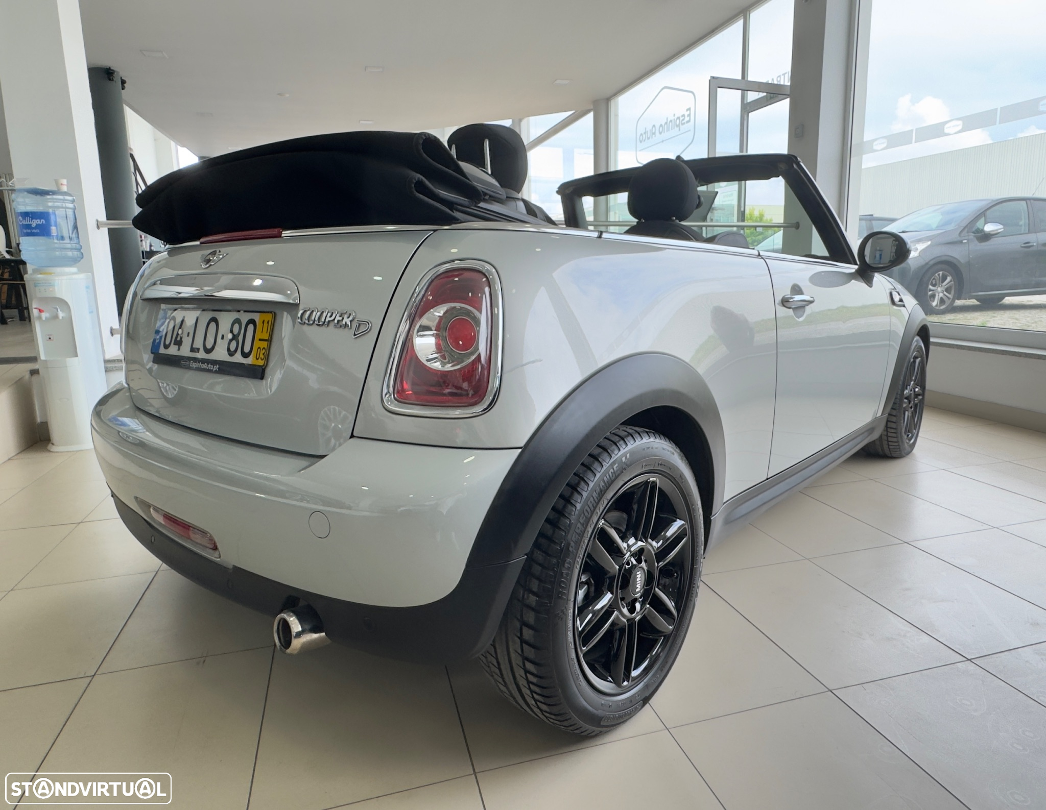 MINI Cabrio Cooper D - 2
