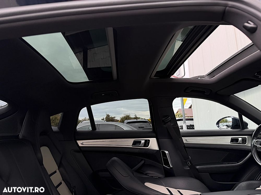 Porsche Panamera 4 E-Hybrid Executive - 16