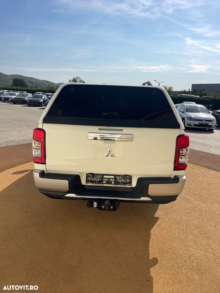 Mitsubishi L200 Pick Up 4x4 S&S Autm. Double Cab Top - 13