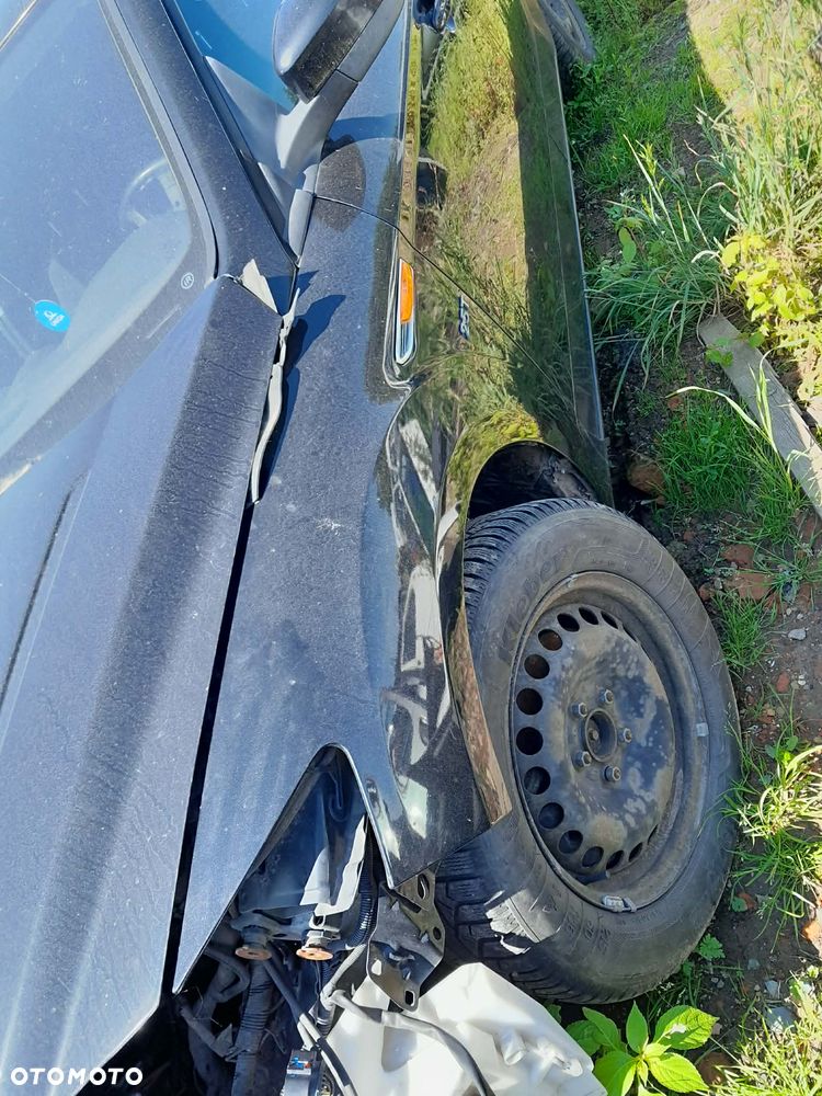 Części Ford Mondeo MK4 2.5  Kombi BŁOTNIK LEWY PRZÓD G6 - 1