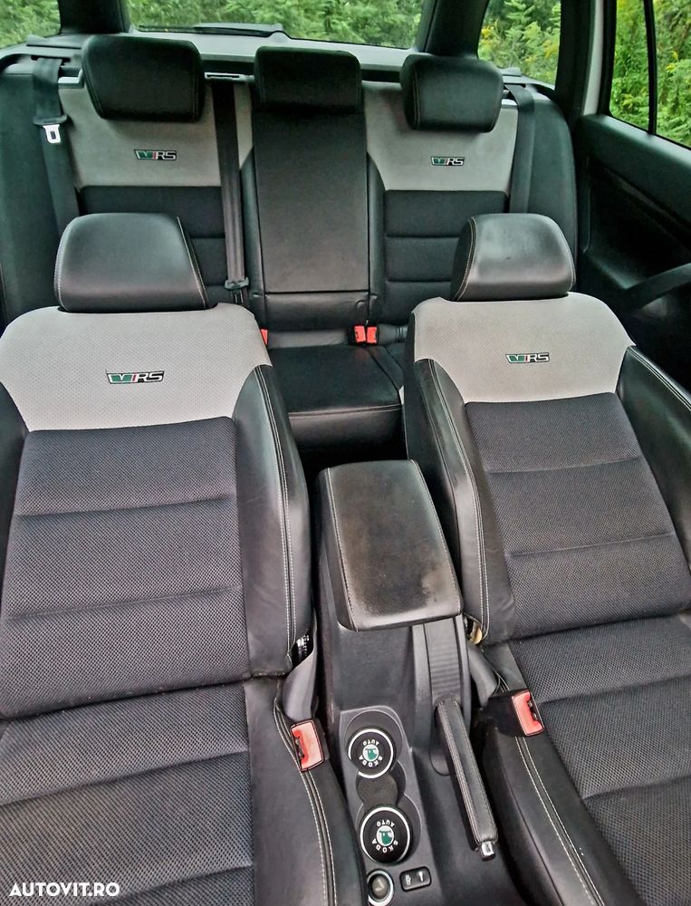 Skoda Octavia 2.0 TDI CR DPF RS - 17
