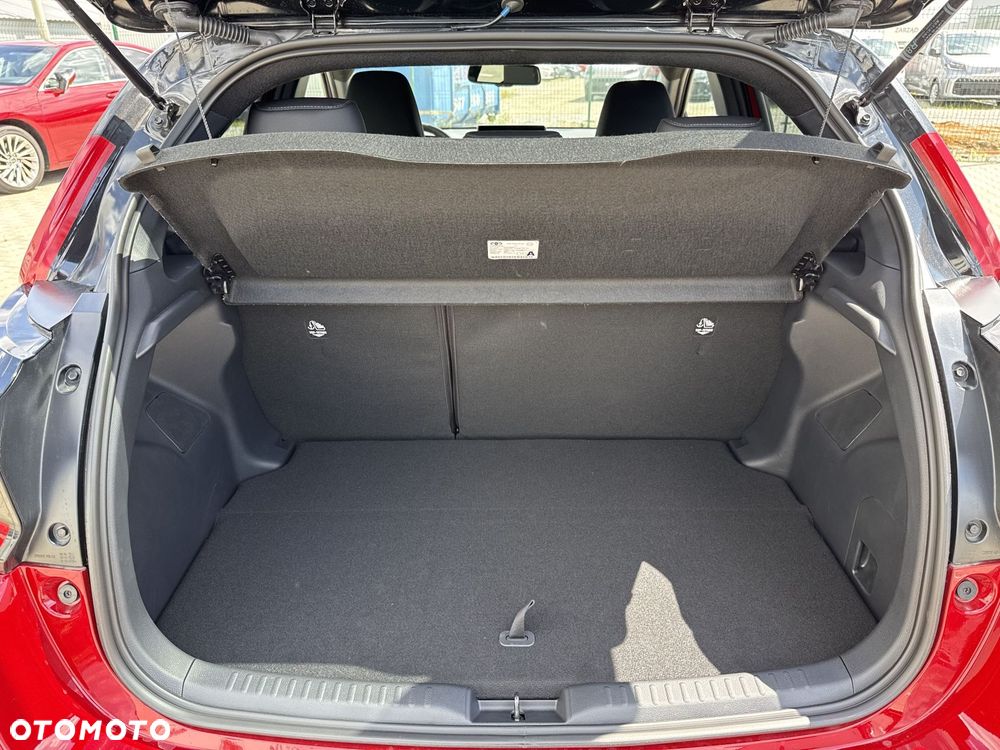 Toyota Yaris Hybrid 1.5 Executive - 11