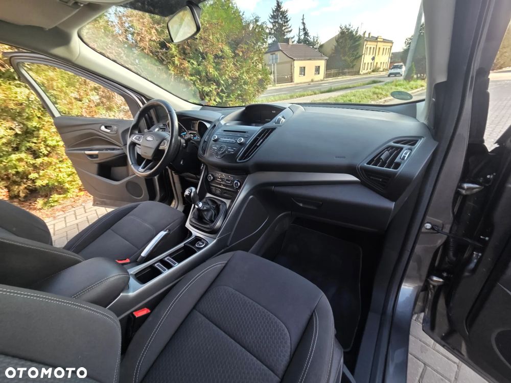 Ford Kuga 1.5 EcoBoost 2x4 Cool & Connect - 31