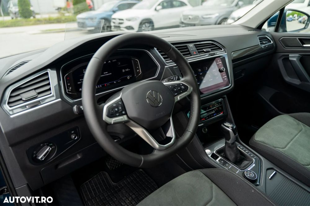 Volkswagen Tiguan 2.0 TDI 4Mot DSG Elegance - 6