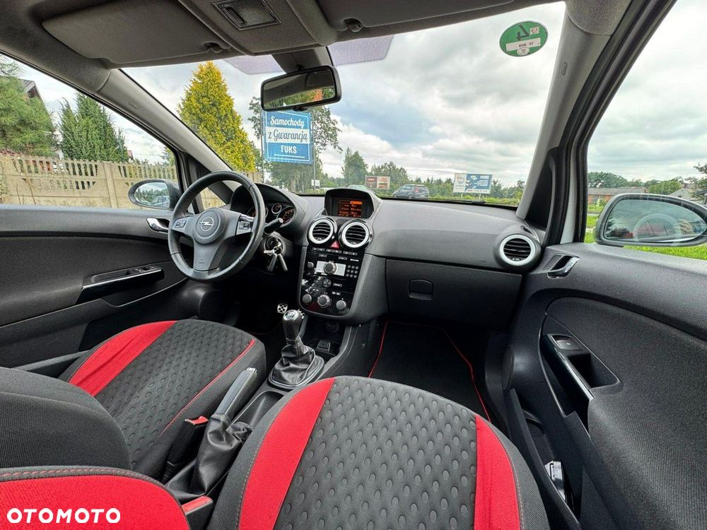 Opel Corsa 1.6 Turbo Color Edition - 24