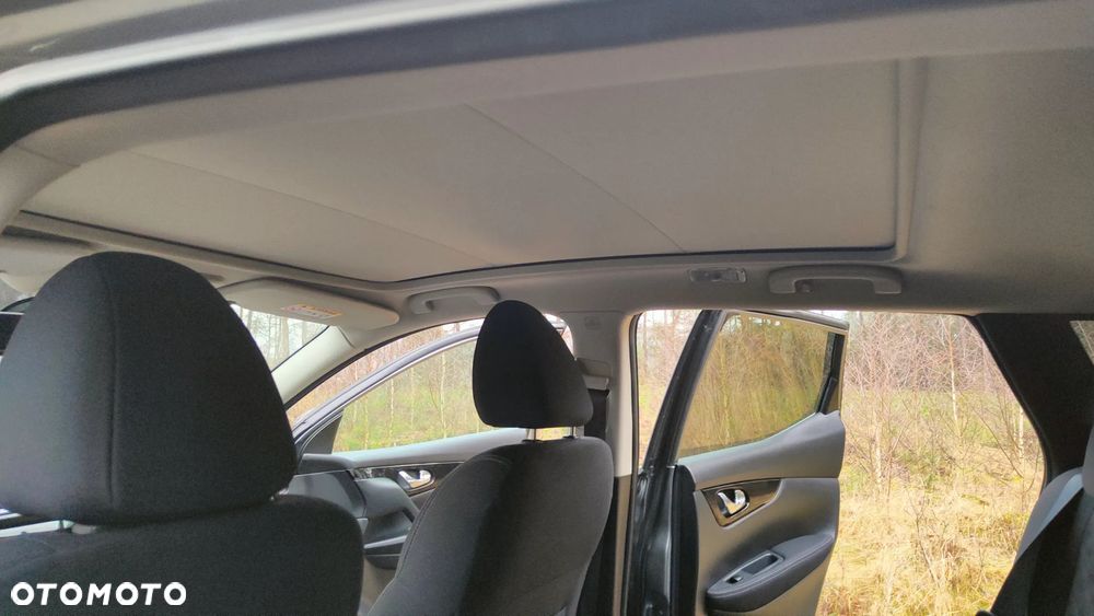 Nissan Qashqai 1.6 dCi Xtronic TEKNA+ - 35