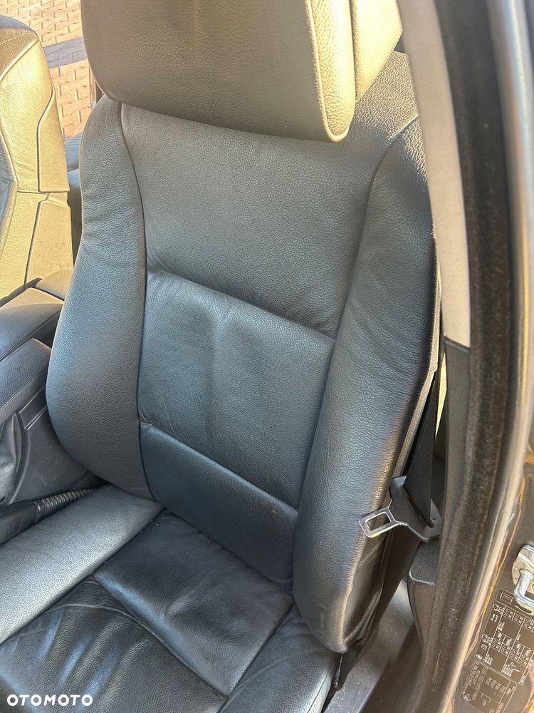 BMW Seria 5 525i Edition Exclusive - 20