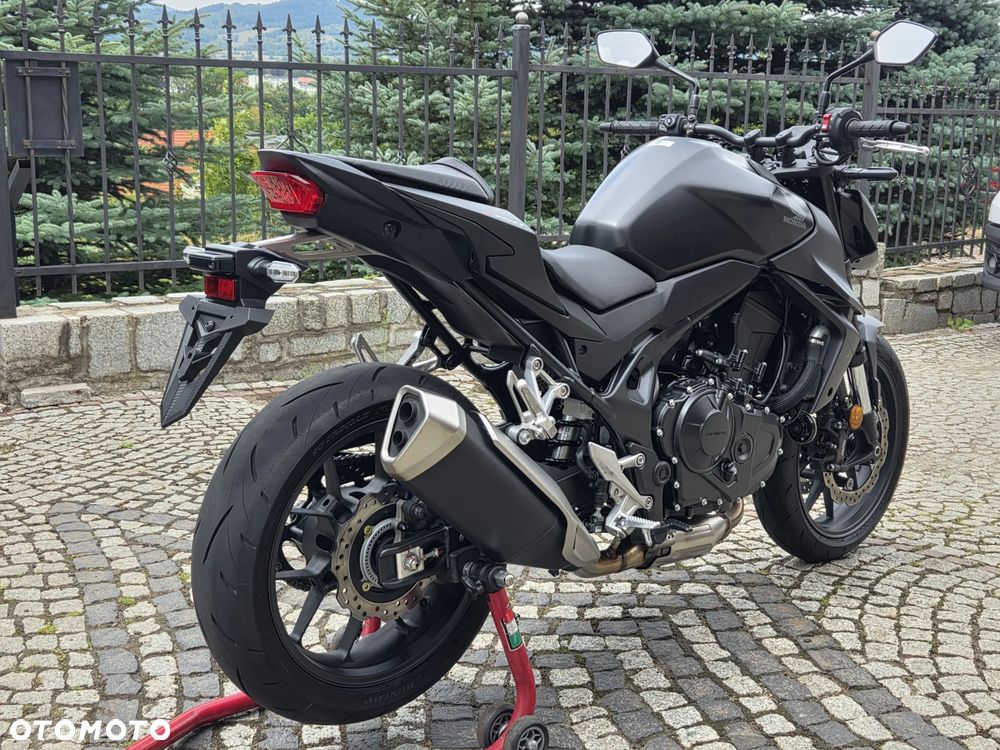 Honda CB - 4