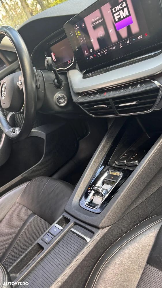 Skoda Octavia Combi 2.0 TDI DSG First Edition - 16