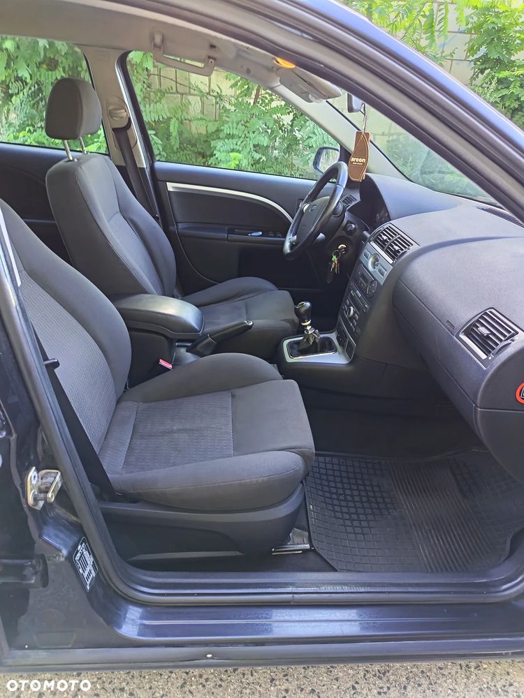 Ford Mondeo 2.0 TDCI DPF Futura X - 7