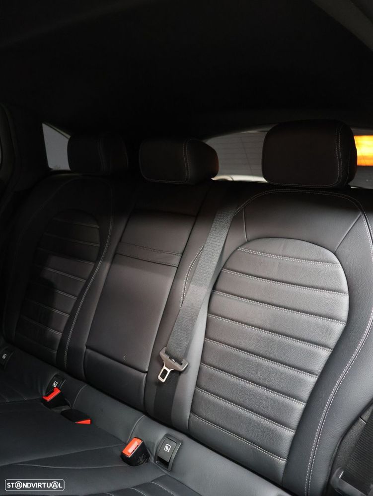 Mercedes-Benz EQC 400 4Matic AMG Line - 9