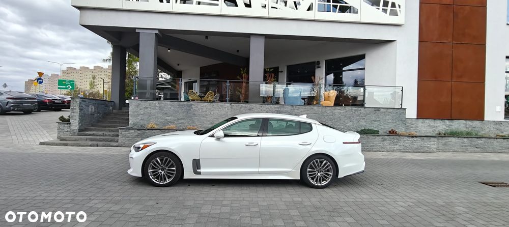 Kia Stinger 2.0 T-GDI XL - 2