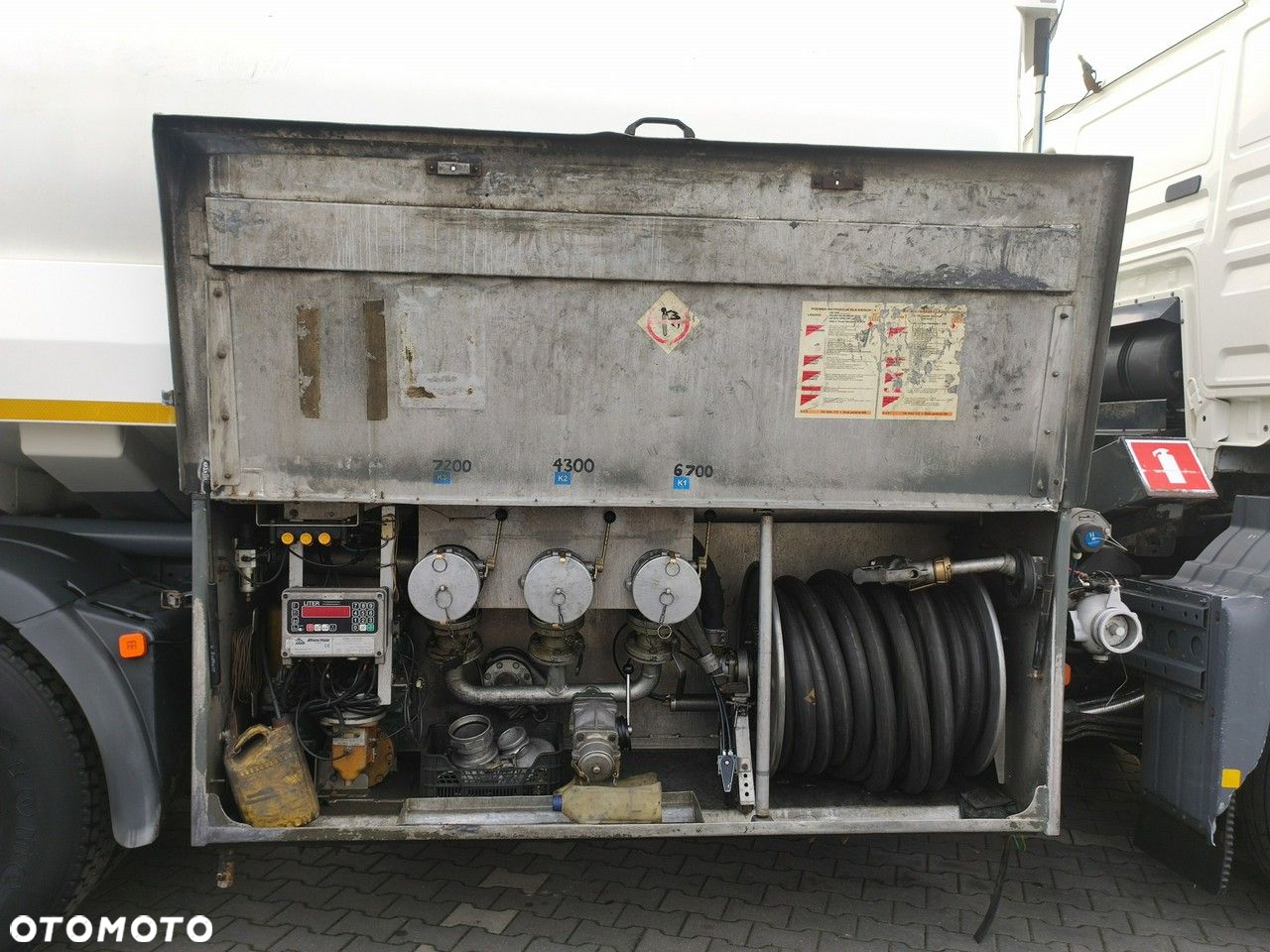 MAN TGA 26.310 Autocysterna z Dystrybucją - 16