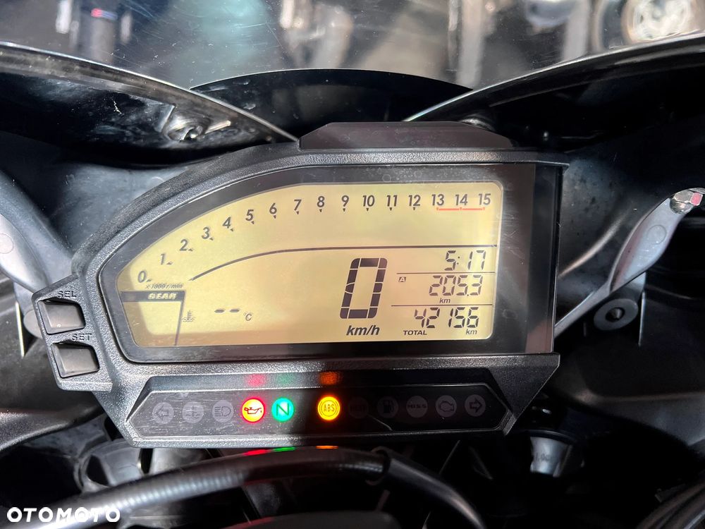 Honda CBR - 16