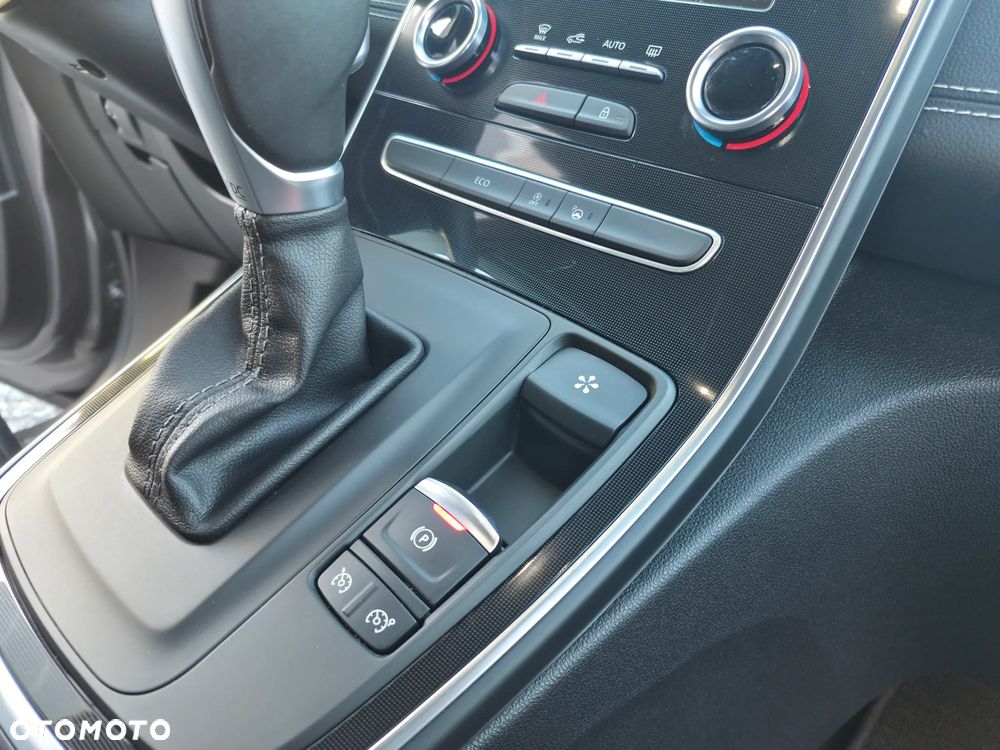 Renault Scenic TCe 140 GPF EDC BOSE EDITION - 29