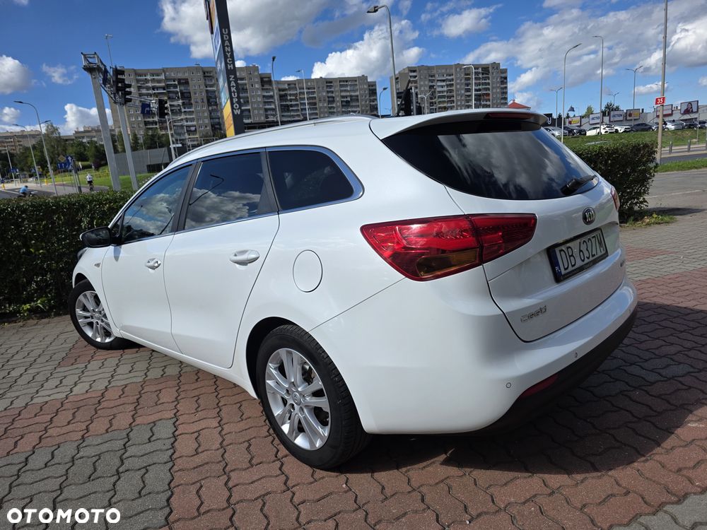 Kia Ceed 1.6 CRDi Spirit - 4