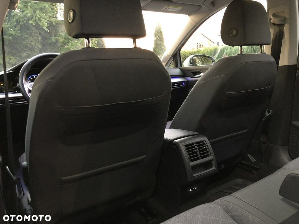 Volkswagen Golf - 12
