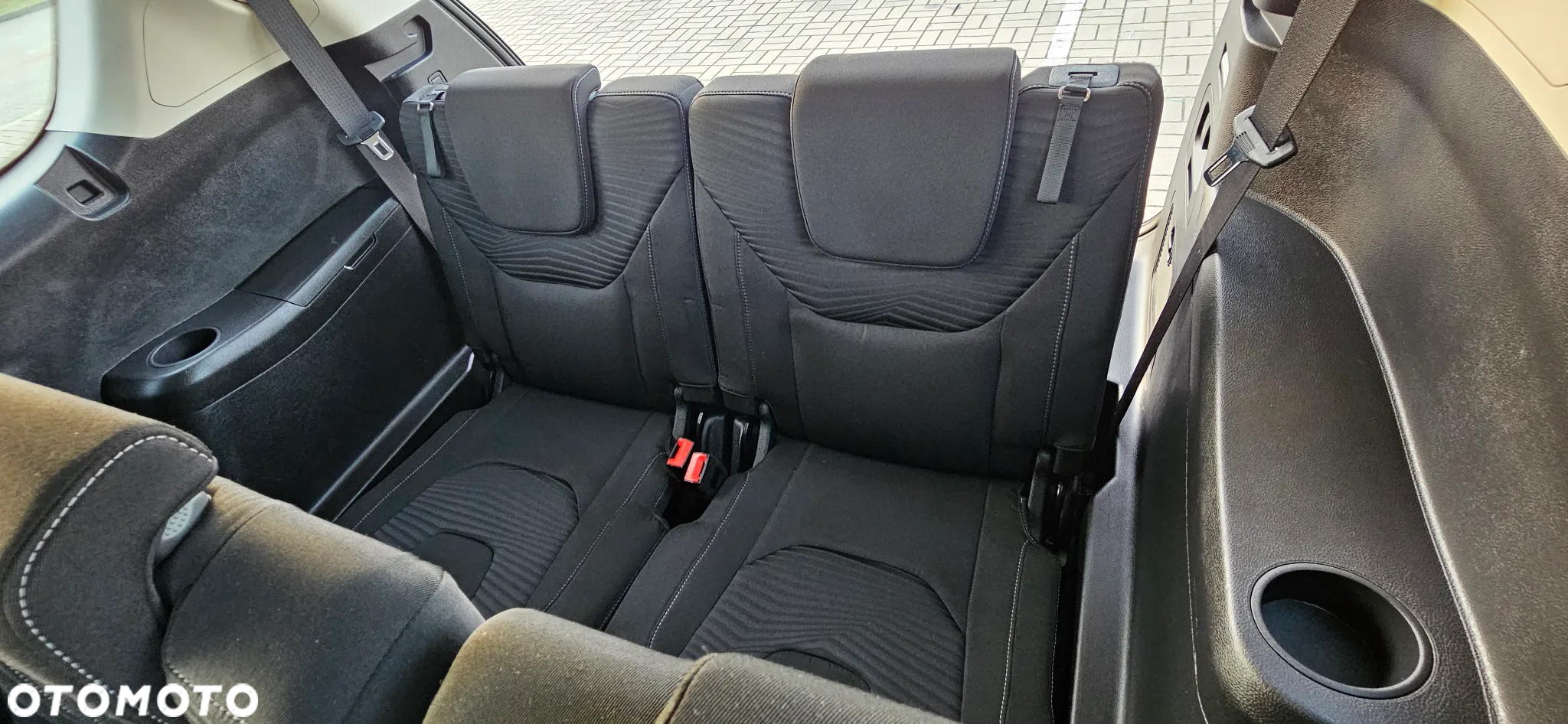 Ford S-Max 2.0 TDCi Trend - 9
