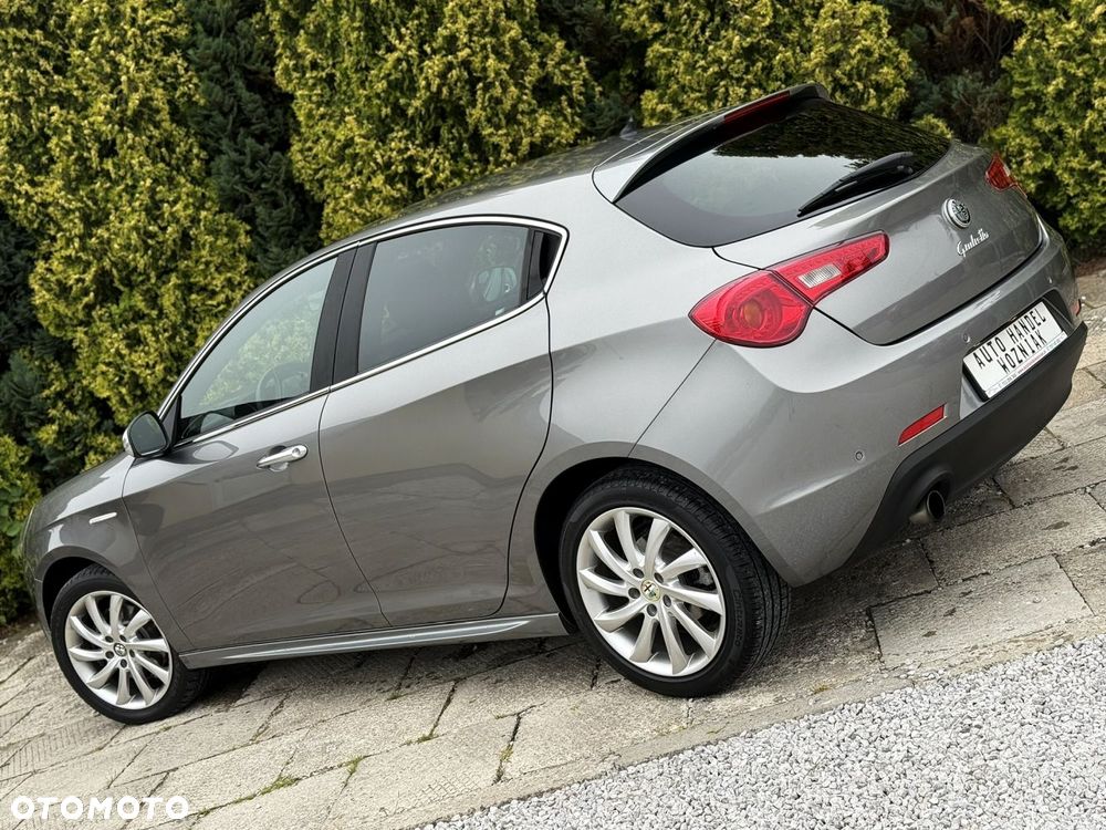 Alfa Romeo Giulietta - 14