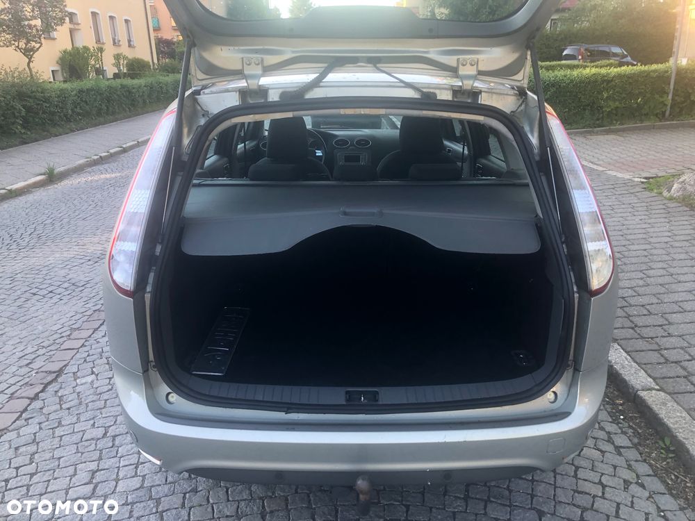 Ford Focus 1.8 FF Platinium X - 27