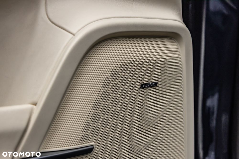 Porsche Cayenne - 30