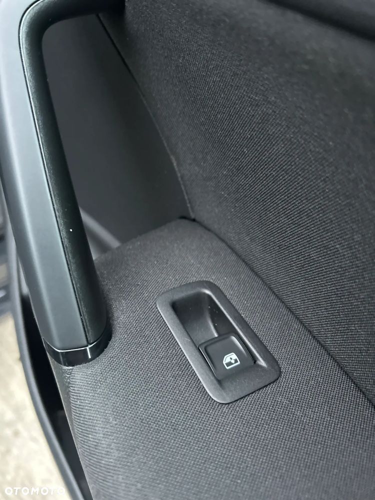 Volkswagen Touran 1.5 TSI EVO Trendline - 19