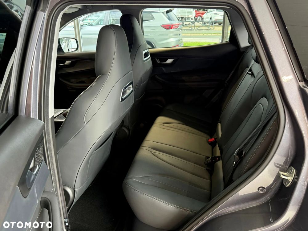 Chery Tiggo 4 1.5 GDI HEV Prestige DHT - 38