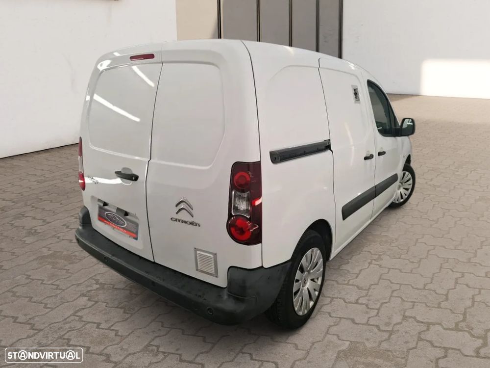 Citroën BERLINGO 1.6Hdi 100CV * 3lug/ GPS/Ac/ c/IVA dedutível * - 4