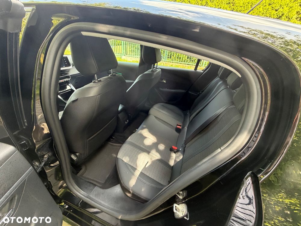 Peugeot 208 Allure - 26