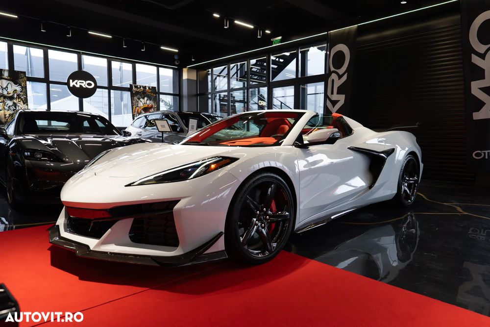 Chevrolet Corvette - 1